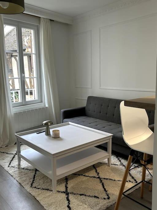 Apartament Le Petit Paris Compiègne Zewnętrze zdjęcie